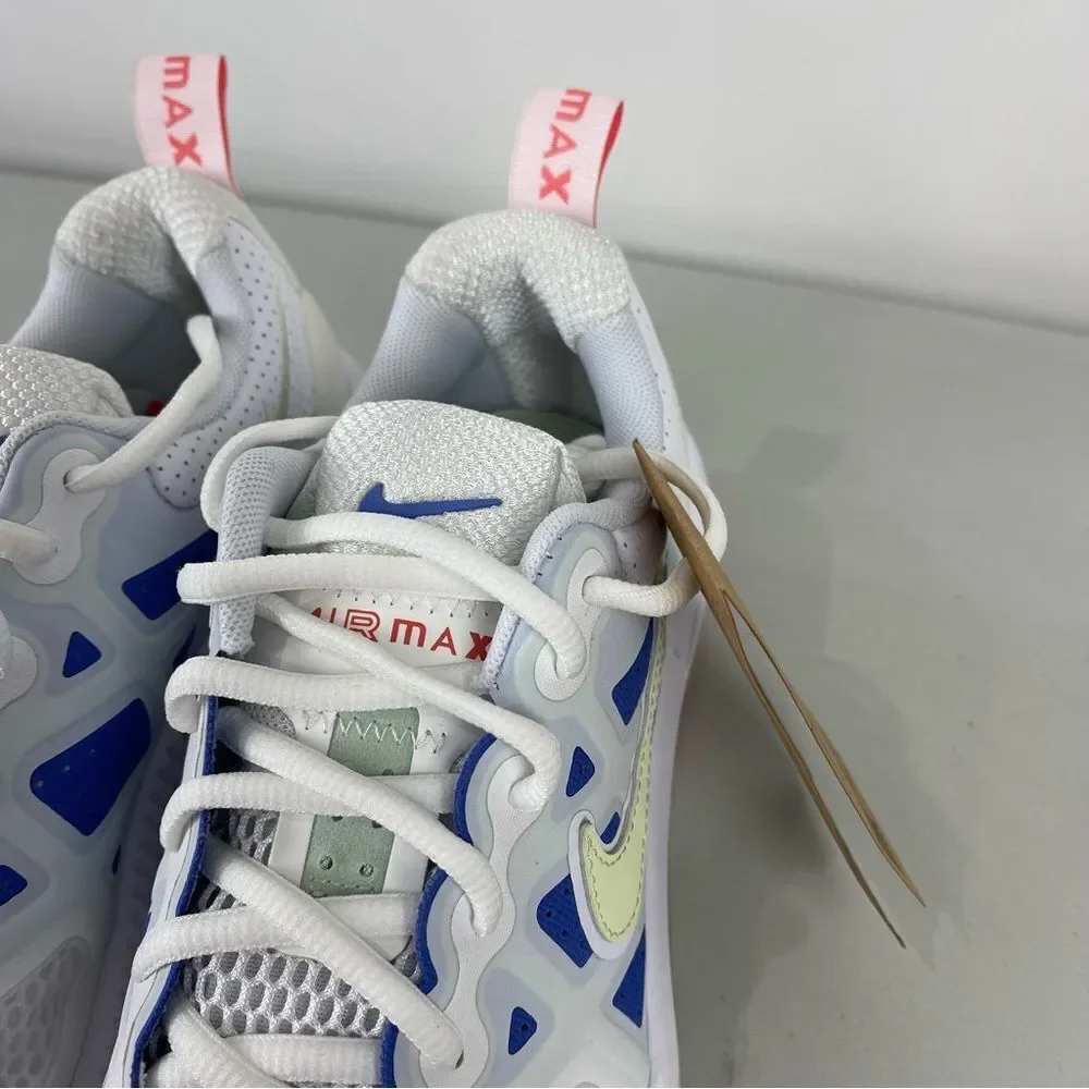 Nike Air Max Genome Sneakers White Blue DC4057-101 Women’s Size 8 NWT